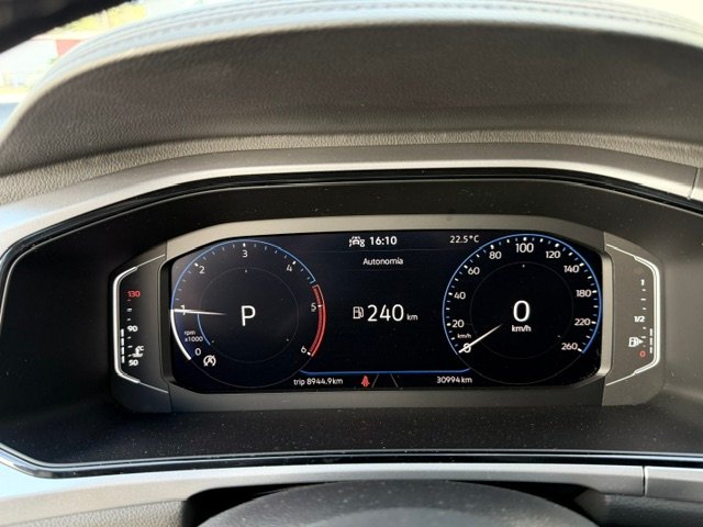 Volkswagen T-Roc Life 2.0 TDI DSG 2023, foto 19