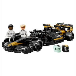 Coche de carreras del equipo APXGP de F1