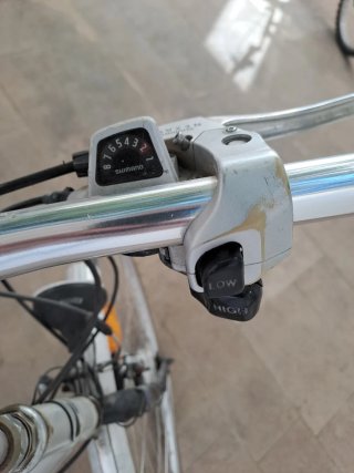 Bicicleta de ciudad Dawes plateada