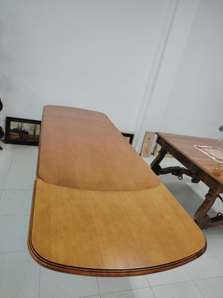 Mesa de comedor extensible de madera