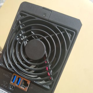 NAS Synology DS218play 2 bahías + caja