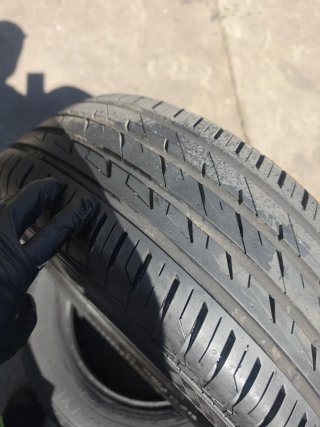Neumático 215/60 R16 99V