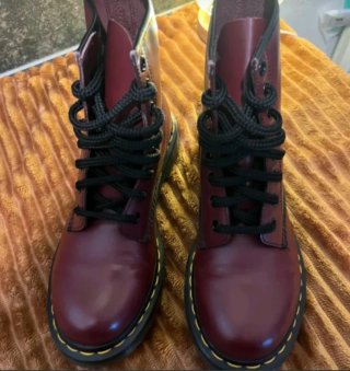 Botas Dr. Martens Burdeos Talla 38