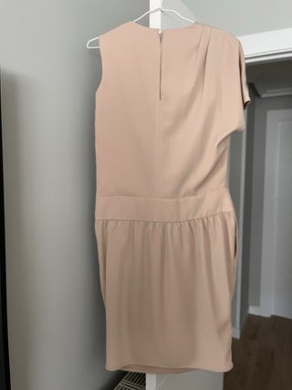 Vestido Nude Asimétrico
