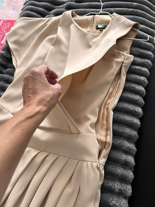 Vestido Nude Asimétrico
