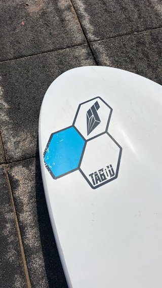 Tabla windsurf Tabou Rocket 145L