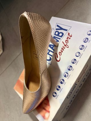 Zapato Chamby Dorado