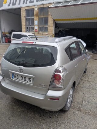 Toyota Corolla Verso 2005