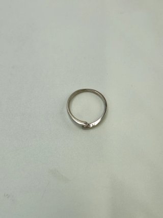 Anillo de oro 18kt con brillante.