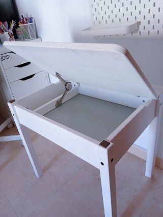 Escritorio y silla infantil blanco
