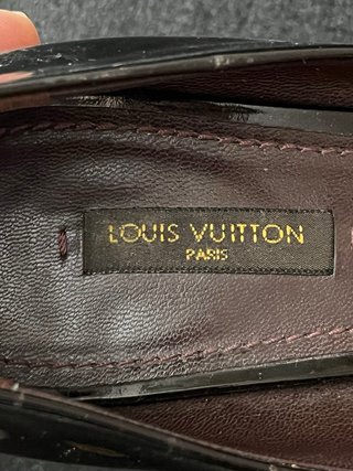 Zapatos de tacón Louis Vuitton negros