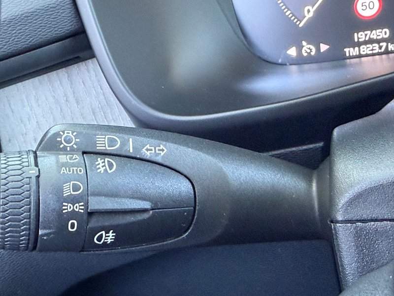 Volvo XC40 2021, foto 24
