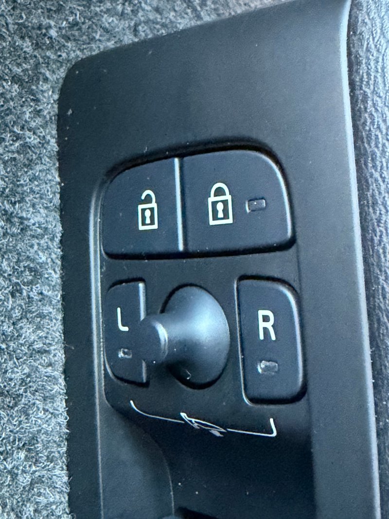 Volvo XC40 2021, foto 27