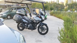 Suzuki V-Strom Adventure Moto