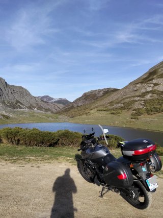 Suzuki V-Strom Adventure Moto