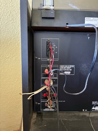 Torre de sonido Sony con tocadiscos
