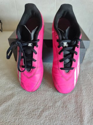 Botas de Fútbol Adidas Rosa