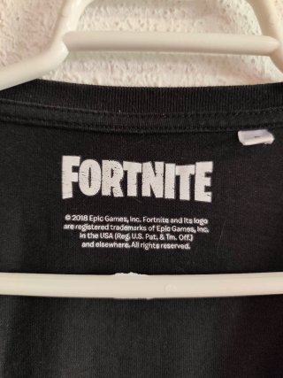 Camiseta de chico talla L de Fornite.