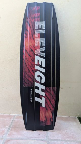 Tabla Kitesurf Eleveight Commander V2 141x42.5