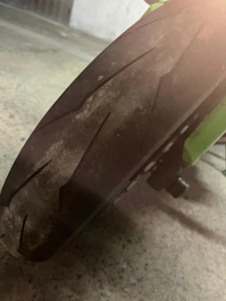 Kawasaki Z800 Negra y Verde