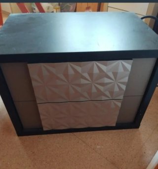 Cajonera moderna beige y negra