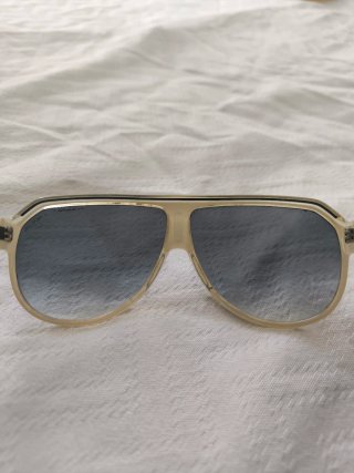 Gafas de sol Carrera blancas y negras