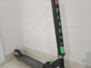 Patinete para niños roll Run plegable negro y verd