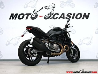 DUCATI MONSTER 821