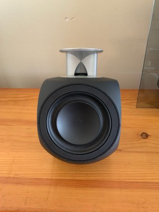 4 Bang & Olufsen BeoLab 3 + Soportes