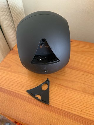 4 Bang & Olufsen BeoLab 3 + Soportes