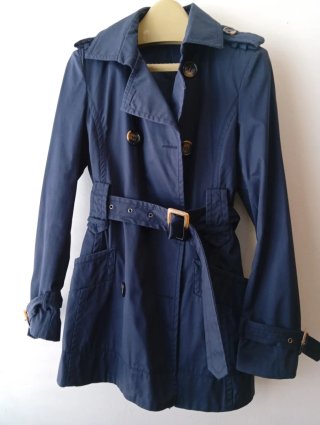 Gabardina azul