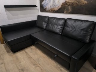 Lote Salón Negro: Sofá, Mesa,Estanterías y baldas