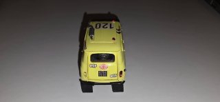 Colección coches escala 1 43 Renault 4 Dakar