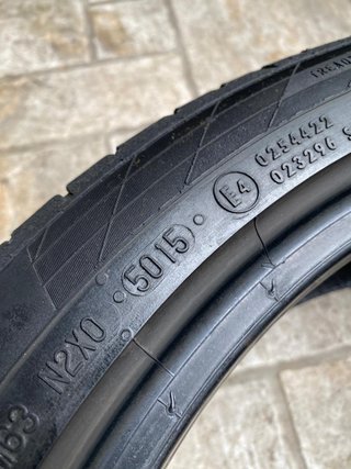 Neumáticos 215/45 R17 CONTINENTAL