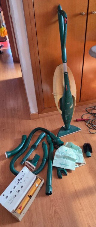 Aspirador Vorwerk con accesorios