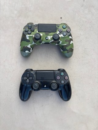PS4 Slim 1TB + 2 Mandos + ARK