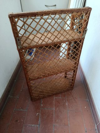 Estantería de mimbre de 3 baldas