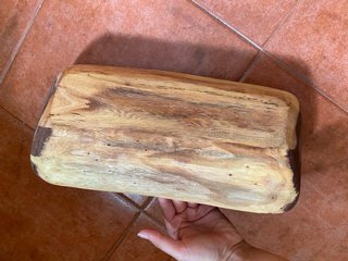 Cuenco de madera artesanal