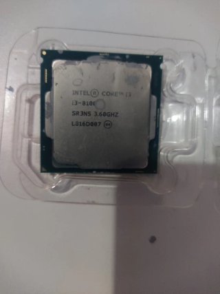 Procesador Intel i3-8100
