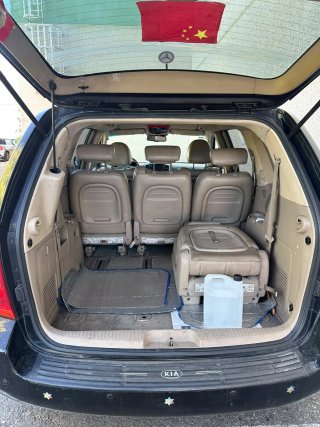KIA Carnival 2009