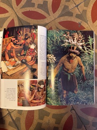 2 revistas National Geographic (1962,1964)