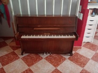 Piano de Pared Schaefer Marrón