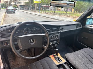 Mercedes-Benz 190D 2.5 Turbo