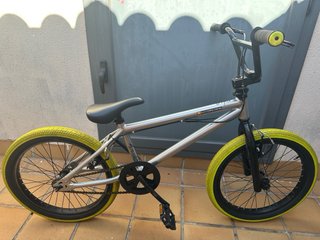 Bicicleta BMX Wipe 500 Decathlon