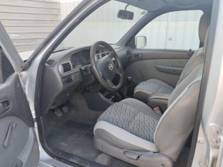 Mazda B 2500 2004
