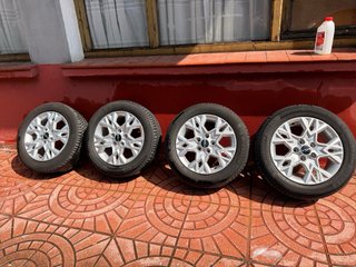 Llantas de aleación blancas