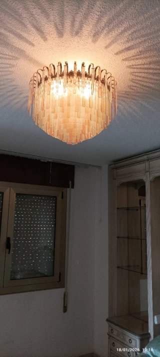 Lámpara de techo de metal y cristal Dos lámparas.
