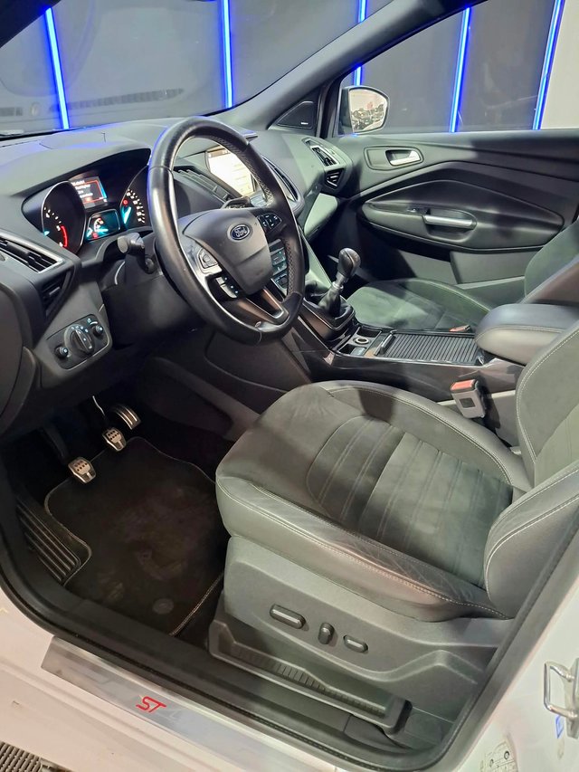FORD KUGA II 2.0 TDCi 150