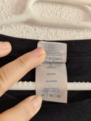 Camiseta XL Negra con Diseño de Baterista