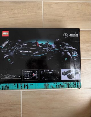 lego mercedes amg f1 w14